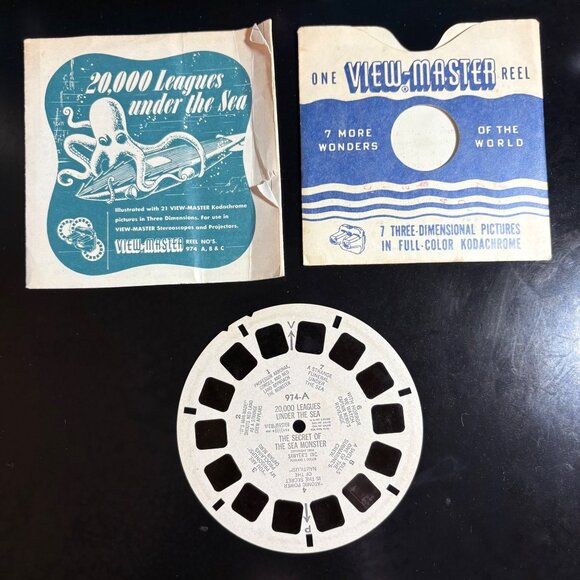 Vintage View-Master Reel 974-A 20000 Leagues Under The Sea With Original Sleeve - Picture 1 of 3